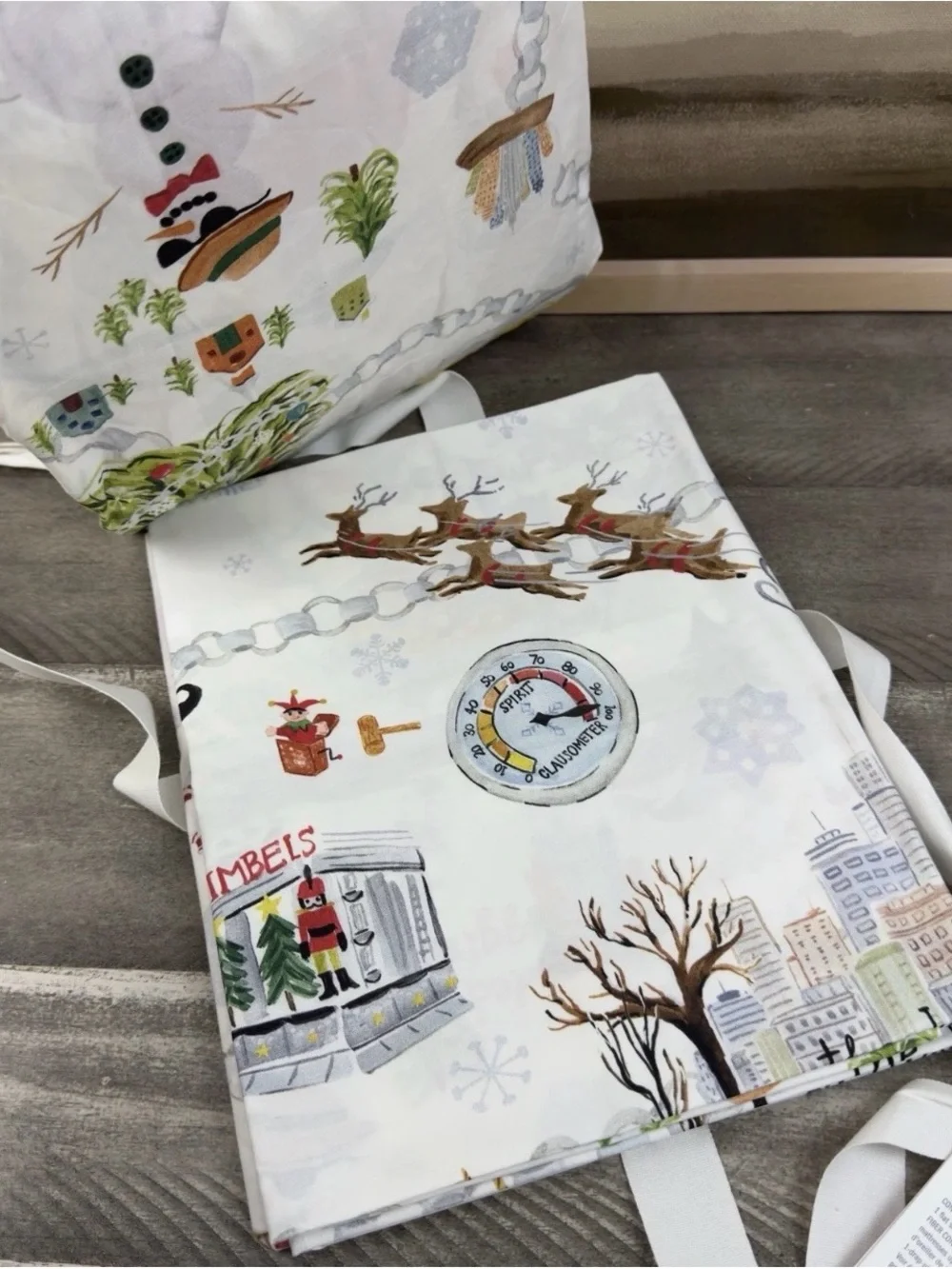 Pottery Barn Elf™ Percale Sheet Set Queen 4-piece Christmas Holiday Multi NWT